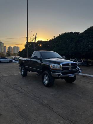 DODGE RAM 5.9 2500 4X4 CS I6 TURBO INTERCOOLER DIESEL 2P AUTOMÁTICO